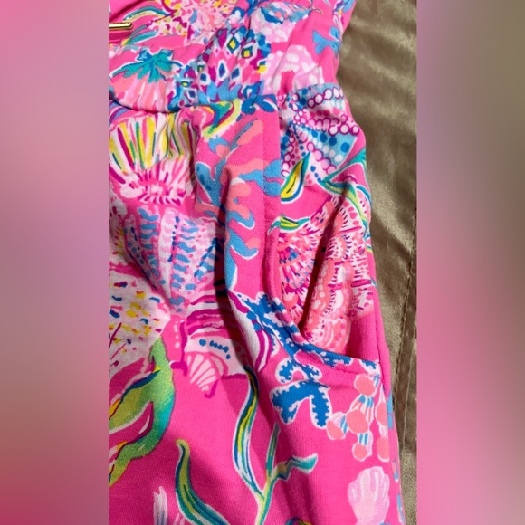 Lilly Pulitzer cover up - Picture 4 of 10